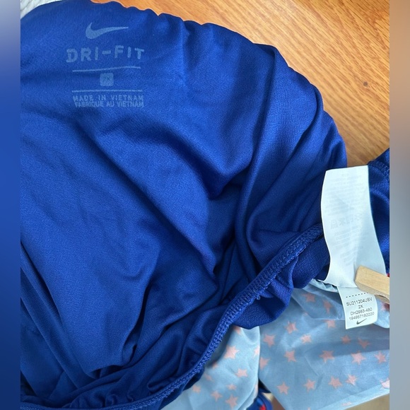 Nike Tempo women’s 2X Red White and Blue with stars dri-fit shorts - Picture 3 of 5